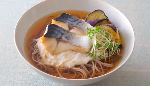 โซบะนอร์วีเจียนซาบะเค็มกับโกมะดะชิร้อน