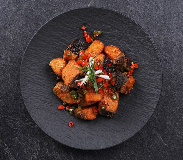 แซลมอนนอร์เวย์คั่วพริกเกลือ