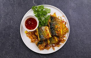 นอร์วีเจียนซาบะทอดขมิ้น