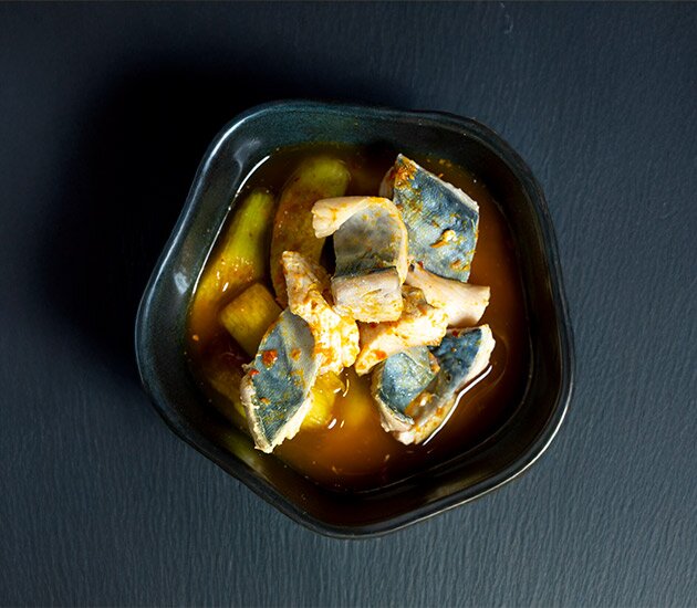 แกงเหลืองนอร์วีเจียนซาบะกับก้านคูณ